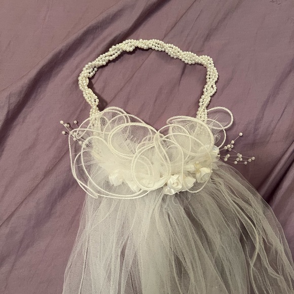 Girls Communion Dress - Picture 5 of 7